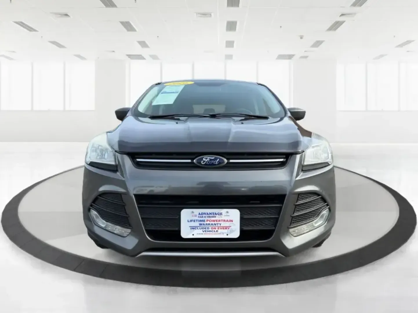 2016 Ford Escape SE (1FMCU0G75GU) with an 2.5L L4 DOHC 16V engine, 6-Speed Automatic transmission, located at 1099 N County Rd 25A, Troy, OH, 45373, (937) 908-9800, 40.057079, -84.212883 - Whether you're juggling school drop-offs, commuting up I75, or planning a weekend run to the Miami County Fairgrounds, this 2016 Ford Escape SE is the kind of practical SUV that fits real-life Troy, Ohio routines. With a versatile cabin, confident road manners, and easy-to-live-with features, it's a - Photo#7