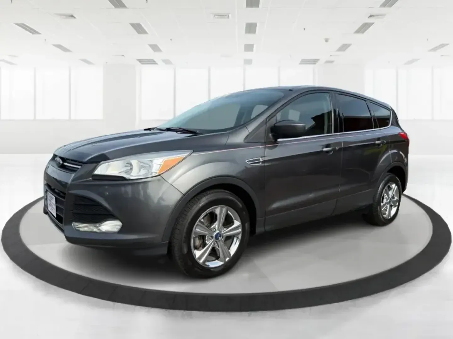 2016 Ford Escape SE (1FMCU0G75GU) with an 2.5L L4 DOHC 16V engine, 6-Speed Automatic transmission, located at 1099 N County Rd 25A, Troy, OH, 45373, (937) 908-9800, 40.057079, -84.212883 - Whether you're juggling school drop-offs, commuting up I75, or planning a weekend run to the Miami County Fairgrounds, this 2016 Ford Escape SE is the kind of practical SUV that fits real-life Troy, Ohio routines. With a versatile cabin, confident road manners, and easy-to-live-with features, it's a - Photo#8