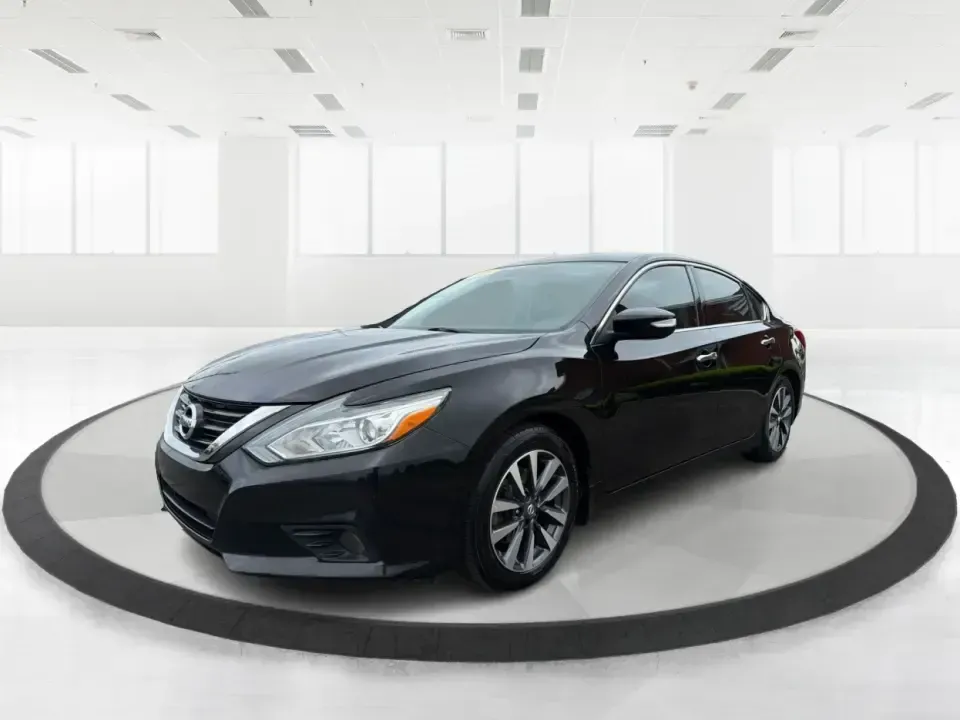 2016 Nissan Altima 2.5 SL (1N4AL3AP1GC) with an 2.5L I-4 DOHC engine, CVT transmission, located at 880 E. National Road, Vandalia, OH, 45377, (937) 908-9800, 39.891918, -84.183594 - Whether you're a Dayton-area commuter stacking highway miles, a busy parent shuttling kids between school and practice, or a weekend road-trip planner who wants comfort without overspending, this **2016 Nissan Altima 2.5 SL** is built for real life. With a sleek **Super Black** exterior and an upsca - Photo#8