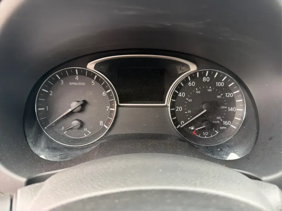 2016 Nissan Altima 2.5 SL (1N4AL3AP1GC) with an 2.5L I-4 DOHC engine, CVT transmission, located at 880 E. National Road, Vandalia, OH, 45377, (937) 908-9800, 39.891918, -84.183594 - Whether you're a Dayton-area commuter stacking highway miles, a busy parent shuttling kids between school and practice, or a weekend road-trip planner who wants comfort without overspending, this **2016 Nissan Altima 2.5 SL** is built for real life. With a sleek **Super Black** exterior and an upsca - Photo#15
