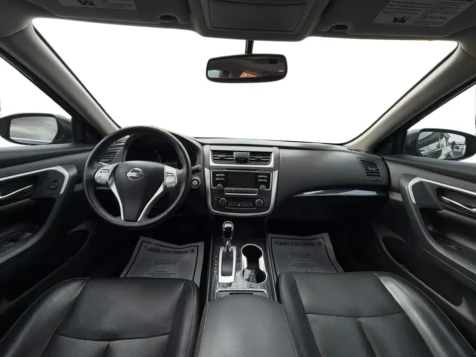 2016 Nissan Altima 2.5 SL (1N4AL3AP1GC) with an 2.5L I-4 DOHC engine, CVT transmission, located at 880 E. National Road, Vandalia, OH, 45377, (937) 908-9800, 39.891918, -84.183594 - Whether you're a Dayton-area commuter stacking highway miles, a busy parent shuttling kids between school and practice, or a weekend road-trip planner who wants comfort without overspending, this **2016 Nissan Altima 2.5 SL** is built for real life. With a sleek **Super Black** exterior and an upsca - Photo#20