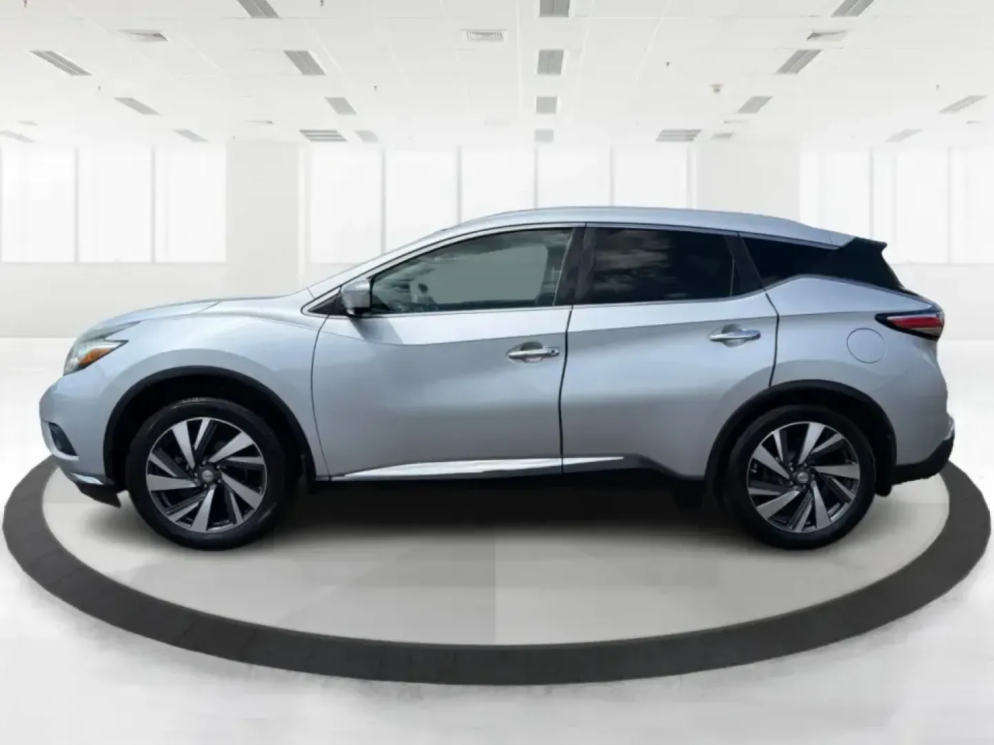 2015 Nissan Murano Platinum (5N1AZ2MHXFN) with an 3.5L V-6 DOHC engine, Continuously Variable Transmission transmission, located at 8750 N County Rd 25A, Piqua, OH, 45356, (937) 908-9800, 40.164391, -84.232513 - Load up the family, point the hood toward a weekend getaway, and enjoy the kind of comfort that makes long drives feel easy-this 2015 Nissan Murano Platinum is built for real life in West Central Ohio, from school drop-offs to road trips up I-75. Finished in Brilliant Silver Metallic and equipped wi - Photo#5