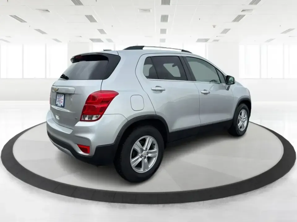 2018 Chevrolet Trax LT FWD (KL7CJLSB1JB) with an 1.4L L4 DOHC 16V engine, 6A transmission, located at 1099 N County Rd 25A, Troy, OH, 45373, (937) 908-9800, 40.057079, -84.212883 - Picture your next week in Troy: a smooth commute up N County Rd 25A, quick grocery runs near the Miami County Fairgrounds, and an easy weekend drive to the Great Miami River Recreation Trail-all in a compact SUV that's sized for tight parking but still ready for real-life cargo. This **2018 Chevrole- Photo#2