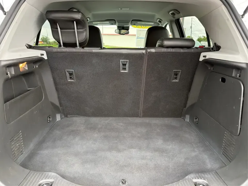 2018 Chevrolet Trax LT FWD (KL7CJLSB1JB) with an 1.4L L4 DOHC 16V engine, 6A transmission, located at 1099 N County Rd 25A, Troy, OH, 45373, (937) 908-9800, 40.057079, -84.212883 - Picture your next week in Troy: a smooth commute up N County Rd 25A, quick grocery runs near the Miami County Fairgrounds, and an easy weekend drive to the Great Miami River Recreation Trail-all in a compact SUV that's sized for tight parking but still ready for real-life cargo. This **2018 Chevrole- Photo#12