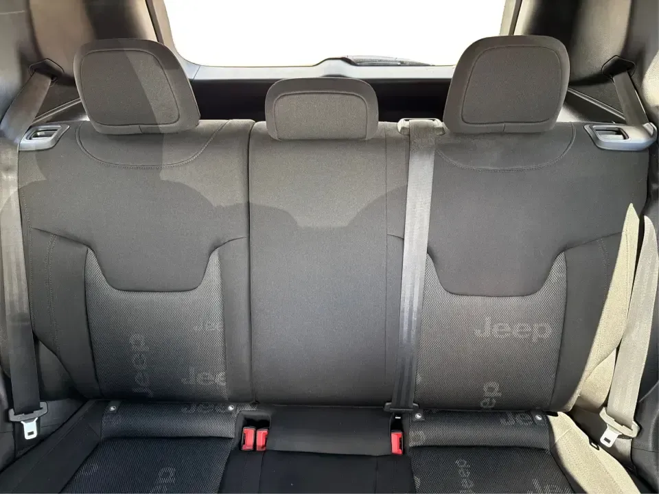 2017 Jeep Renegade Latitude 4WD (ZACCJBBB7HP) with an 2.4L L4 DOHC 16V engine, 6M transmission, located at 1951 S Dayton Lakeview Rd., New Carlisle, OH, 45344, (937) 908-9800, 39.890999, -84.050255 - Weekend getaways to John Bryan State Park, snowy school runs, and everyday commuting down I70 or Route 235 feel a lot easier when you've got a compact SUV that's comfortable, capable, and efficient. This 2017 Jeep Renegade Latitude 4WD is a great fit for drivers who want the higher seating position- Photo#14