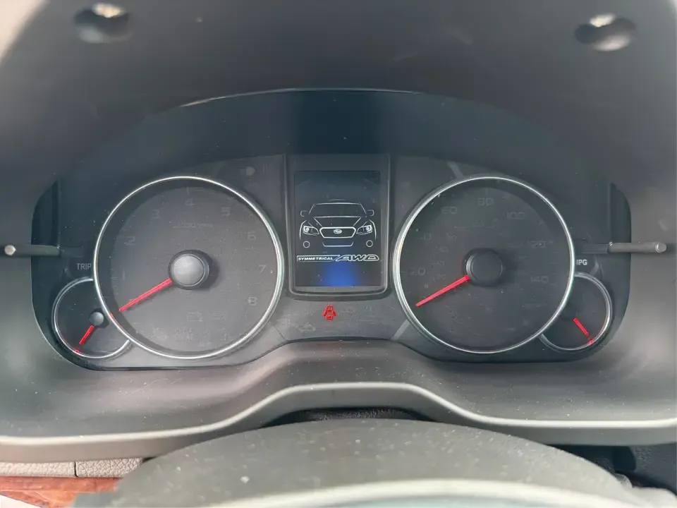 2013 Subaru Legacy 2.5i Limited (4S3BMBP65D3) with an 2.5L H-4 DOHC engine, Continuously Variable Transmission transmission, located at 880 E. National Road, Vandalia, OH, 45377, (937) 908-9800, 39.891918, -84.183594 - Built for Ohio weather and real-life schedules, this 2013 Subaru Legacy 2.5i Limited is the kind of sedan that fits just about any routine-weekday commutes to Wright-Patterson AFB, school drop-offs and grocery runs, or an easy road trip up I70 when you want to get out of town. Finished in Graphite G - Photo#14
