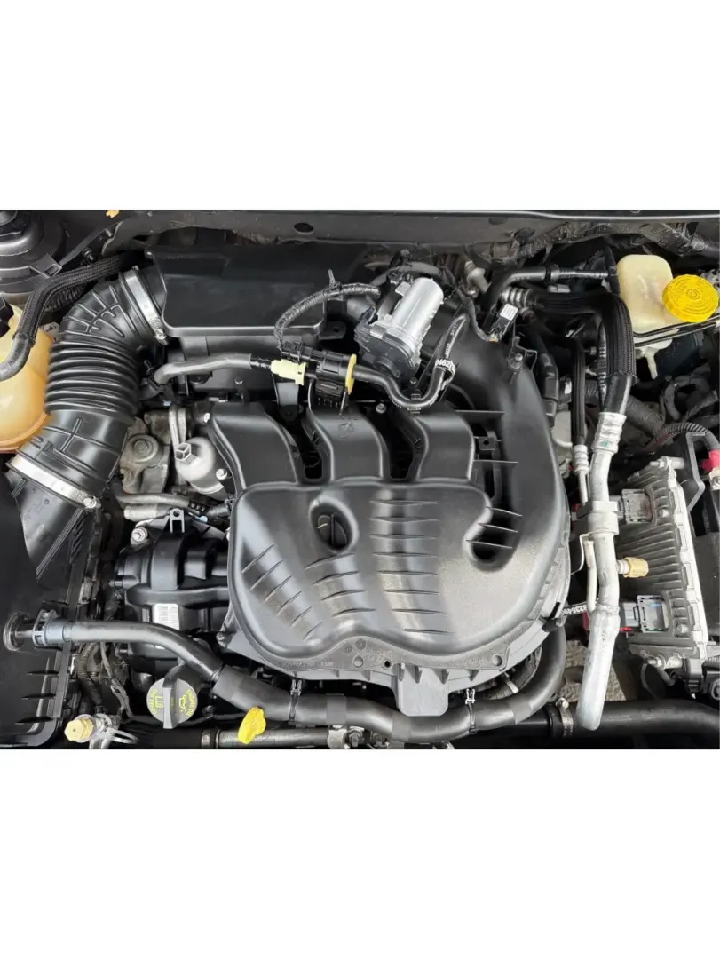 2015 Chrysler 200 S (1C3CCCBG7FN) with an 3.6L V6 DOHC 24V FFV engine, 9-Speed Automatic transmission, located at 8750 N County Rd 25A, Piqua, OH, 45356, (937) 908-9800, 40.164391, -84.232513 - Need a smart, comfortable sedan for the weekday commute up I-75, quick errands around Piqua, and the occasional road trip to Dayton or Troy? This 2015 Chrysler 200 S delivers the kind of smooth V6 power, upscale comfort, and everyday practicality that fits real life-whether you're a busy parent shut - Photo#11