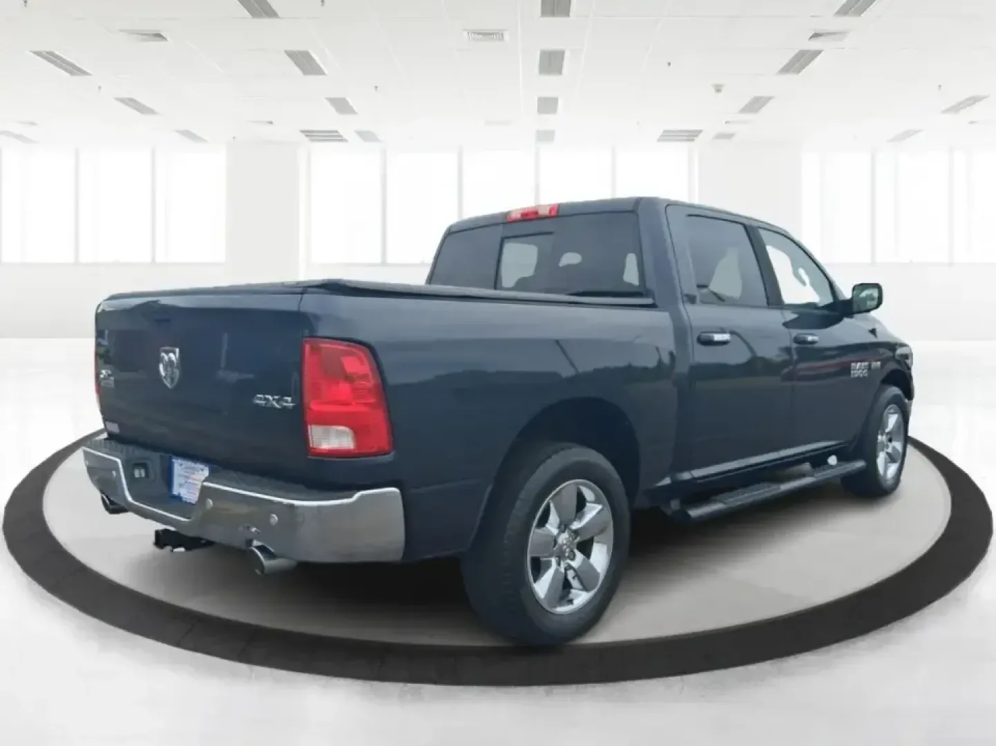 2016 Ram 1500 Big Horn (3C6RR7LT2GG) with an 5.7L V8 OHV 16V engine, 6A transmission, located at 401 Woodman Dr, Riverside, OH, 45431, (937) 908-9800, 39.760899, -84.123421 - Weekend projects, lake-day getaways, and Ohio winters don't pause for perfect timing-you need a truck that's ready when life is. This 2016 Ram 1500 Big Horn Crew Cab 4WD in Maximum Steel Metallic Clearcoat is built for the real-world routine around Piqua: hauling gear, towing toys, commuting up and - Photo#2