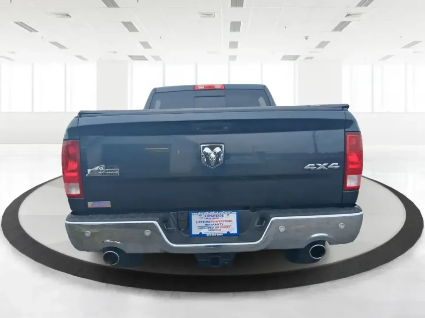 2016 Ram 1500 Big Horn (3C6RR7LT2GG) with an 5.7L V8 OHV 16V engine, 6A transmission, located at 401 Woodman Dr, Riverside, OH, 45431, (937) 908-9800, 39.760899, -84.123421 - Weekend projects, lake-day getaways, and Ohio winters don't pause for perfect timing-you need a truck that's ready when life is. This 2016 Ram 1500 Big Horn Crew Cab 4WD in Maximum Steel Metallic Clearcoat is built for the real-world routine around Piqua: hauling gear, towing toys, commuting up and - Photo#3