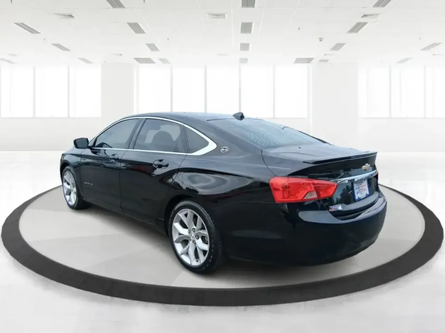 2014 Chevrolet Impala 2LT (1G1125S3XEU) with an 3.6L V-6 gasoline direct injection engine, 6-Speed Automatic transmission, located at 401 Woodman Dr, Riverside, OH, 45431, (937) 908-9800, 39.760899, -84.123421 - Need a comfortable, confidence-inspiring sedan for daily commutes between Piqua and Dayton, school drop-offs, and weekend road trips up I75? This 2014 Chevrolet Impala 2LT delivers the kind of quiet ride, strong V6 power, and upscale features that make every mile feel easier-whether you're cruising - Photo#4