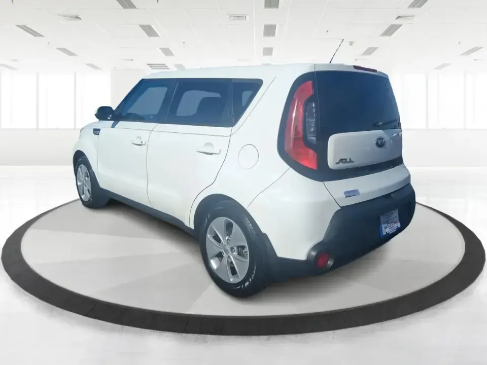 2015 Kia Soul Base (KNDJN2A28F7) with an 1.6L L4 DOHC 16V engine, located at 1099 N County Rd 25A, Troy, OH, 45373, (937) 908-9800, 40.057079, -84.212883 - Whether you're commuting down I-75, running errands between Troy neighborhoods, or packing up for a weekend escape to Charleston Falls Preserve, this 2015 Kia Soul is the kind of practical, personality-packed ride that fits real life. With its easy-to-park wagon shape, versatile cargo space, and fue - Photo#4