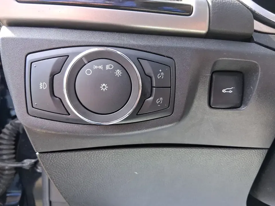 2014 Ford Fusion SE (3FA6P0HD8ER) with an 1.5L L4 DOHC 16V engine, located at 1099 N County Rd 25A, Troy, OH, 45373, (937) 908-9800, 40.057079, -84.212883 - Need a dependable commuter that still feels comfortable for date night in Beavercreek, errands around Xenia Station, and weekend drives out toward Caesars Creek? This 2014 Ford Fusion SE is the kind of smart, budget-friendly sedan that fits real life-easy to park downtown, smooth on longer stretches - Photo#17