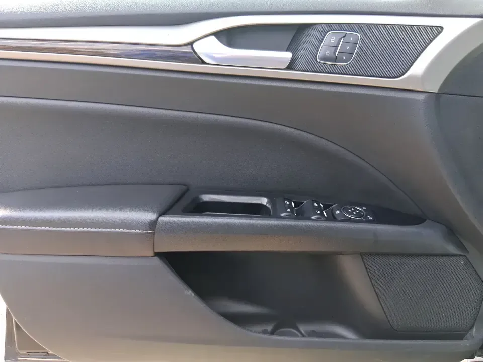 2014 Ford Fusion SE (3FA6P0HD8ER) with an 1.5L L4 DOHC 16V engine, located at 1099 N County Rd 25A, Troy, OH, 45373, (937) 908-9800, 40.057079, -84.212883 - Need a dependable commuter that still feels comfortable for date night in Beavercreek, errands around Xenia Station, and weekend drives out toward Caesars Creek? This 2014 Ford Fusion SE is the kind of smart, budget-friendly sedan that fits real life-easy to park downtown, smooth on longer stretches - Photo#19
