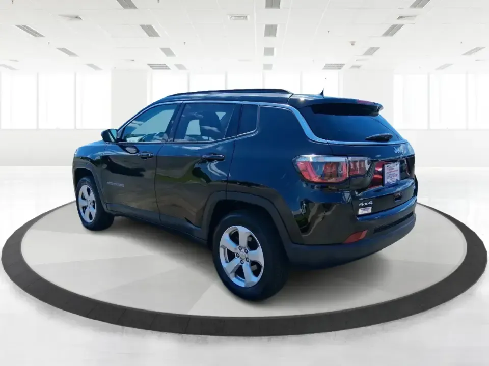 2018 Jeep Compass Latitude 4x4 (3C4NJDBB7JT) with an 2.4L L4 DOHC 16V engine, Manual/Standard transmission, located at 8750 N County Rd 25A, Piqua, OH, 45356, (937) 908-9800, 40.164391, -84.232513 - Weekend escapes, snowy school runs, and everyday commuting feel easier when your SUV is ready for whatever Ohio throws at it. This 2018 Jeep Compass Latitude 4x4 is built for drivers who want the flexibility to head from the weekday grind to a last-minute trip out toward Indian Lake or a scenic driv - Photo#4