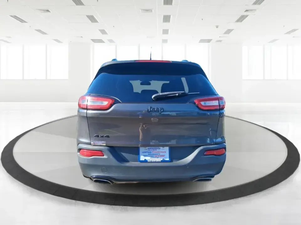 2016 Jeep Cherokee Altitude (1C4PJMCS7GW) with an 3.2L V6 DOHC 24V engine, 9-Speed Automatic transmission, located at 8750 N County Rd 25A, Piqua, OH, 45356, (937) 908-9800, 40.164391, -84.232513 - Pack up the kids, load the cooler, and point the hood toward Indian Lake or a fall weekend at the Piqua Heritage Festival-this 2016 Jeep Cherokee Altitude is the kind of SUV that fits real Ohio life. With confident 4WD/AWD capability, a strong 3.2L V6, and everyday comfort features, it's ideal for c - Photo#3