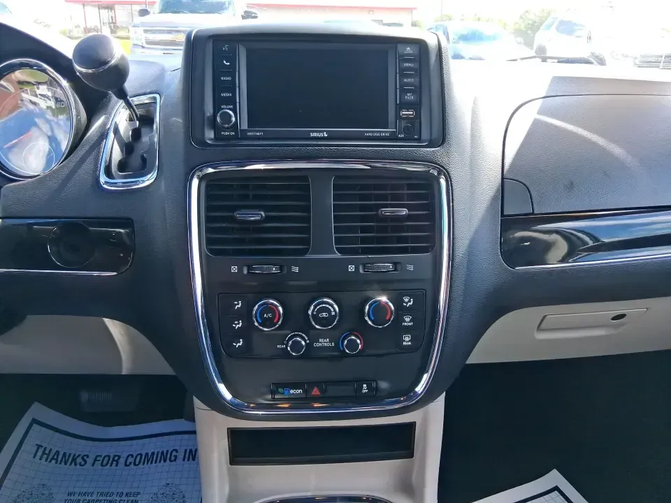 2018 Dodge Grand Caravan SXT (2C4RDGCG5JR) with an Pentastar 3.6L V-6 DOHC engine, 6A transmission, located at 880 E. National Road, Vandalia, OH, 45377, (937) 908-9800, 39.891918, -84.183594 - Road-trip weekends to Indian Lake, daily school drop-offs, and stress-free grocery runs-all get easier when you have a van built for real life. This 2018 Dodge Grand Caravan SXT in Billet Clearcoat is a smart pick for growing families, busy commuters traveling up and down I75, and budget-conscious b - Photo#13