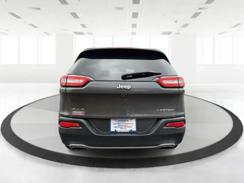2015 Jeep Cherokee Limited (1C4PJMDS6FW) with an 3.2L V6 DOHC 24V engine, 9-Speed Automatic transmission, located at 4508 South Dixie Dr, Moraine, OH, 45439, (937) 908-9800, 39.689976, -84.218452 - Weekend escapes to John Bryan State Park, daily commutes down I70, or school-and-sports runs around Riverside-this 2015 Jeep Cherokee Limited is built for the kind of life that doesn't stay parked. With SUV comfort, confident capability, and upscale features, it's a smart fit for drivers who want on - Photo#3