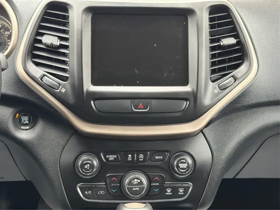2015 Jeep Cherokee Limited (1C4PJMDS6FW) with an 3.2L V6 DOHC 24V engine, 9-Speed Automatic transmission, located at 4508 South Dixie Dr, Moraine, OH, 45439, (937) 908-9800, 39.689976, -84.218452 - Weekend escapes to John Bryan State Park, daily commutes down I70, or school-and-sports runs around Riverside-this 2015 Jeep Cherokee Limited is built for the kind of life that doesn't stay parked. With SUV comfort, confident capability, and upscale features, it's a smart fit for drivers who want on - Photo#13