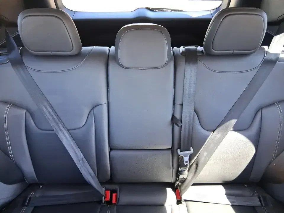 2015 Jeep Renegade Limited (ZACCJADT8FP) with an MultiAir2 Tigershark 2.4L I-4 variable valve contr engine, 9-Speed Automatic transmission, located at 401 Woodman Dr, Riverside, OH, 45431, (937) 908-9800, 39.760899, -84.123421 - Weekend plans, daily commutes, and last-minute road trips feel a lot easier when you've got a compact SUV that fits downtown parking spots but still has the confidence for I-675 and the back roads around the Miami Valley. This 2015 Jeep Renegade Limited is a smart pick for drivers who want SUV versa - Photo#14