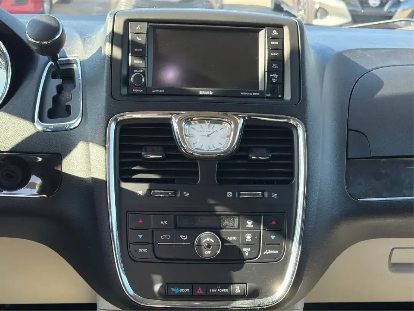 2013 Chrysler Town and Country Touring (2C4RC1BG8DR) with an Pentastar 3.6L V-6 DOHC engine, 6-Speed Automatic transmission, located at 8750 N County Rd 25A, Piqua, OH, 45356, (937) 908-9800, 40.164391, -84.232513 - Road-trip weekends, school drop-offs, and big-box store runs feel a lot easier when you've got a minivan that's built for real life. This 2013 Chrysler Town and Country Touring in Brilliant Black Crystal Pearlcoat is a smart pick for growing families, busy commuters, and budget-conscious buyers wh - Photo#13