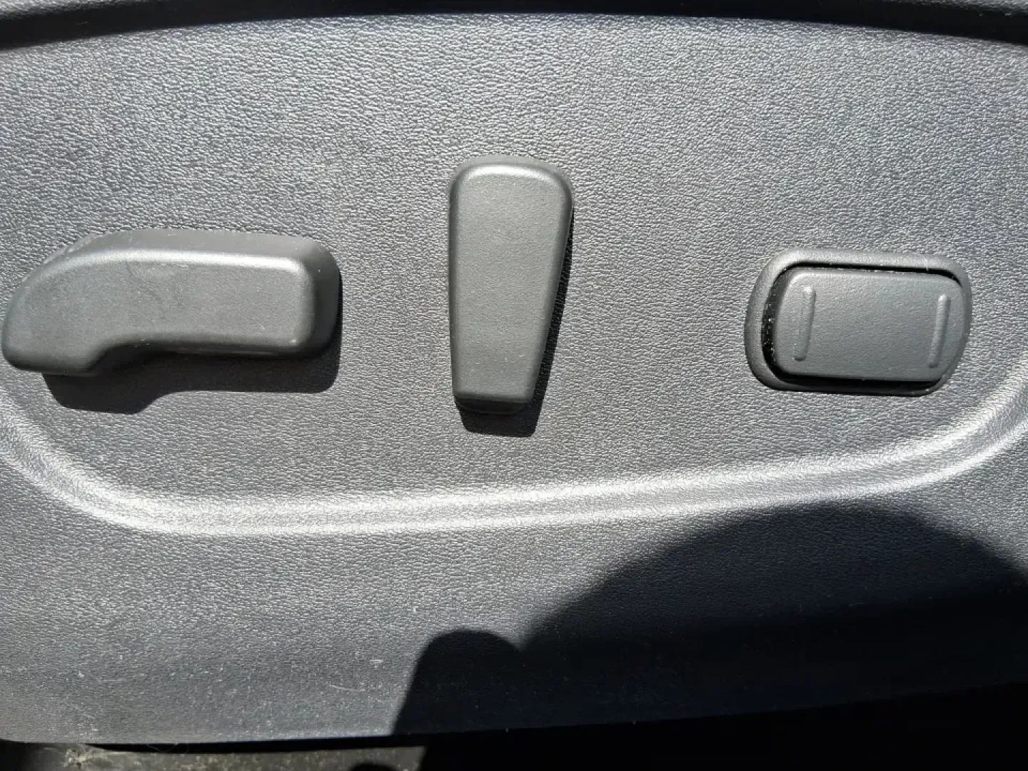 2017 Nissan Rogue SV (KNMAT2MV0HP) with an 2.5L I-4 DOHC engine, CVT transmission, located at 8750 N County Rd 25A, Piqua, OH, 45356, (937) 908-9800, 40.164391, -84.232513 - Picture your next road trip up I75 with the family, a weekend run to Indian Lake, or a confidence-inspiring commute through Miami County in a versatile SUV that's built to handle Ohio's changing seasons. This **2017 Nissan Rogue SV** in **Magnetic Black** brings the everyday practicality busy househ - Photo#17