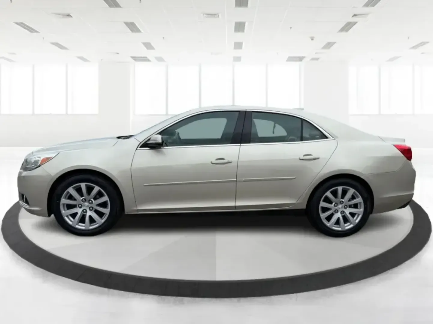 2015 Chevrolet Malibu 2LT (1G11D5SL1FF) with an ECOTEC 2.5L I-4 gasoline direct injection engine, 6-Speed Automatic transmission, located at 4508 South Dixie Dr, Moraine, OH, 45439, (937) 908-9800, 39.689976, -84.218452 - Set up for the daily commute, school drop-offs, and easy weekend getaways, this 2015 Chevrolet Malibu 2LT is the kind of comfortable midsize sedan that fits real life in the Miami Valley. With its smooth ride, practical cabin space, and commuter-friendly efficiency, it's a smart pick for drivers who- Photo#5