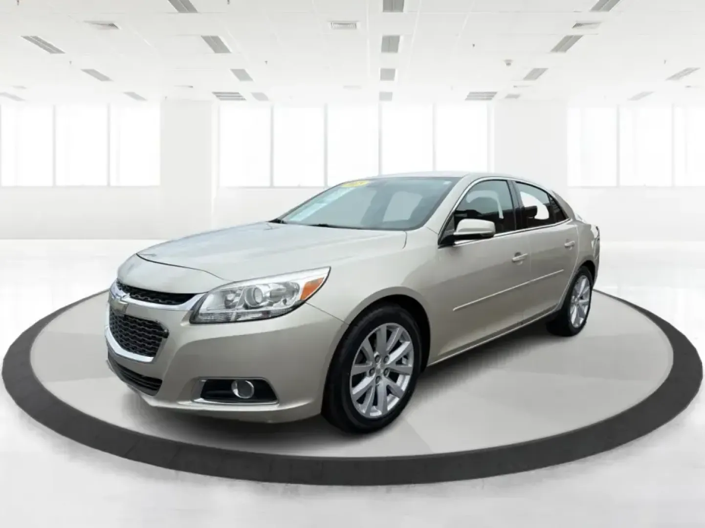 2015 Chevrolet Malibu 2LT (1G11D5SL1FF) with an ECOTEC 2.5L I-4 gasoline direct injection engine, 6-Speed Automatic transmission, located at 4508 South Dixie Dr, Moraine, OH, 45439, (937) 908-9800, 39.689976, -84.218452 - Set up for the daily commute, school drop-offs, and easy weekend getaways, this 2015 Chevrolet Malibu 2LT is the kind of comfortable midsize sedan that fits real life in the Miami Valley. With its smooth ride, practical cabin space, and commuter-friendly efficiency, it's a smart pick for drivers who- Photo#8