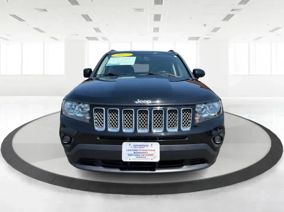 2017 Jeep Compass Latitude 4x4 (1C4NJDEB3HD) with an 2.4L I-4 DOHC engine, 6A transmission, located at 1230 East Main St, Xenia, OH, 45385, (937) 908-9800, 39.688026, -83.910172 - Ready for weekend escapes to John Bryan State Park, everyday school drop-offs, and confident winter commutes on US-35? This 2017 Jeep Compass Latitude 4x4 in Black Clearcoat is the kind of compact SUV that fits real life in Xenia, OH-easy to park around downtown, comfortable for long drives toward D - Photo#7