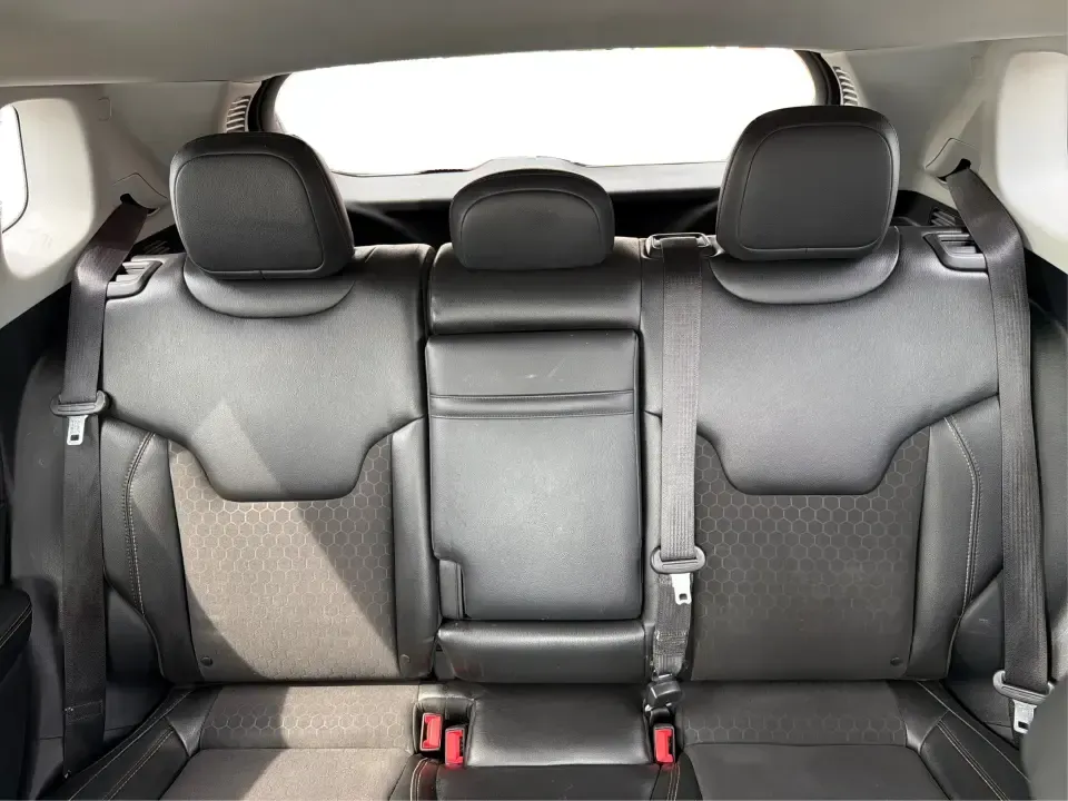 2018 Jeep Compass Latitude 4x4 (3C4NJDBB6JT) with an 2.4L L4 DOHC 16V engine, Manual/Standard transmission, located at 1099 N County Rd 25A, Troy, OH, 45373, (937) 908-9800, 40.057079, -84.212883 - Ready for weekend escapes to Hocking Hills, snowy school drop-offs, or a daily commute down I75? This 2018 Jeep Compass Latitude 4x4 is built for drivers who want SUV versatility with confident 4WD capability-great for growing families, outdoor-minded couples, and commuters who prefer a hands-on dri - Photo#14