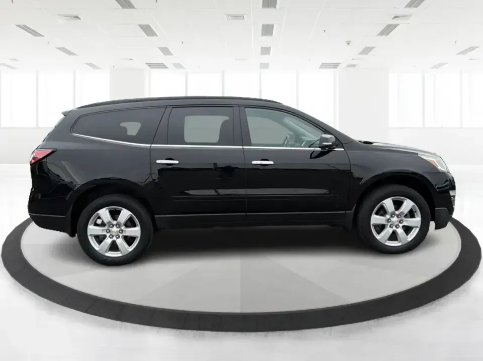 2016 Chevrolet Traverse 1LT (1GNKRGKD1GJ) with an 3.6L V-6 gasoline direct injection engine, 6A transmission, located at 8750 N County Rd 25A, Piqua, OH, 45356, (937) 908-9800, 40.164391, -84.232513 - Load up the kids, the cooler, and the weekend plans-this 2016 Chevrolet Traverse 1LT is the kind of family-ready SUV that makes school runs, long commutes, and Ohio road trips feel simpler. With three-row flexibility, a confident 3.6L V6, and everyday comfort features, it's a smart pick for growing - Photo#1
