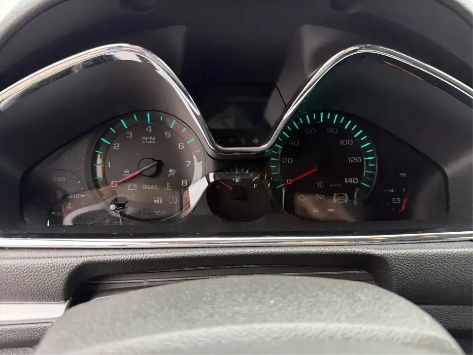 2016 Chevrolet Traverse 1LT (1GNKRGKD1GJ) with an 3.6L V-6 gasoline direct injection engine, 6A transmission, located at 8750 N County Rd 25A, Piqua, OH, 45356, (937) 908-9800, 40.164391, -84.232513 - Load up the kids, the cooler, and the weekend plans-this 2016 Chevrolet Traverse 1LT is the kind of family-ready SUV that makes school runs, long commutes, and Ohio road trips feel simpler. With three-row flexibility, a confident 3.6L V6, and everyday comfort features, it's a smart pick for growing - Photo#15