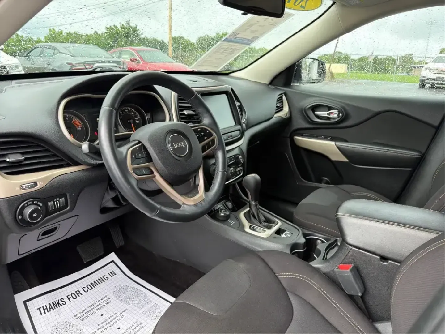 2017 Jeep Cherokee Latitude 4x4 (1C4PJMCS5HW) with an 3.2L V6 DOHC 24V engine, 9A transmission, located at 1184 Kauffman Ave, Fairborn, OH, 45324, (937) 908-9800, 39.807072, -84.030914 - Weekend getaways to John Bryan State Park, snowy commutes to Wright-Patterson AFB, or everyday school-and-grocery runs around Fairborn-this 2017 Jeep Cherokee Latitude 4x4 is built for the kind of life that doesn't stop when the weather changes. With confident 4x4 capability, a comfortable cabin, an - Photo#9