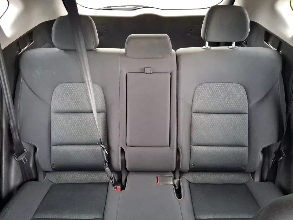 2018 Hyundai Tucson SEL (KM8J33A41JU) with an Nu 2L I-4 gasoline direct injection engine, 6A transmission, located at 880 E. National Road, Vandalia, OH, 45377, (937) 908-9800, 39.891918, -84.183594 - Picture your next week: an easy school drop-off, a smooth commute down US-35, and a weekend escape to Caesar Creek with enough room for coolers, strollers, or hiking gear. This 2018 Hyundai Tucson SEL is the kind of compact SUV that fits real life in Xenia-practical for growing families, comfortable - Photo#14