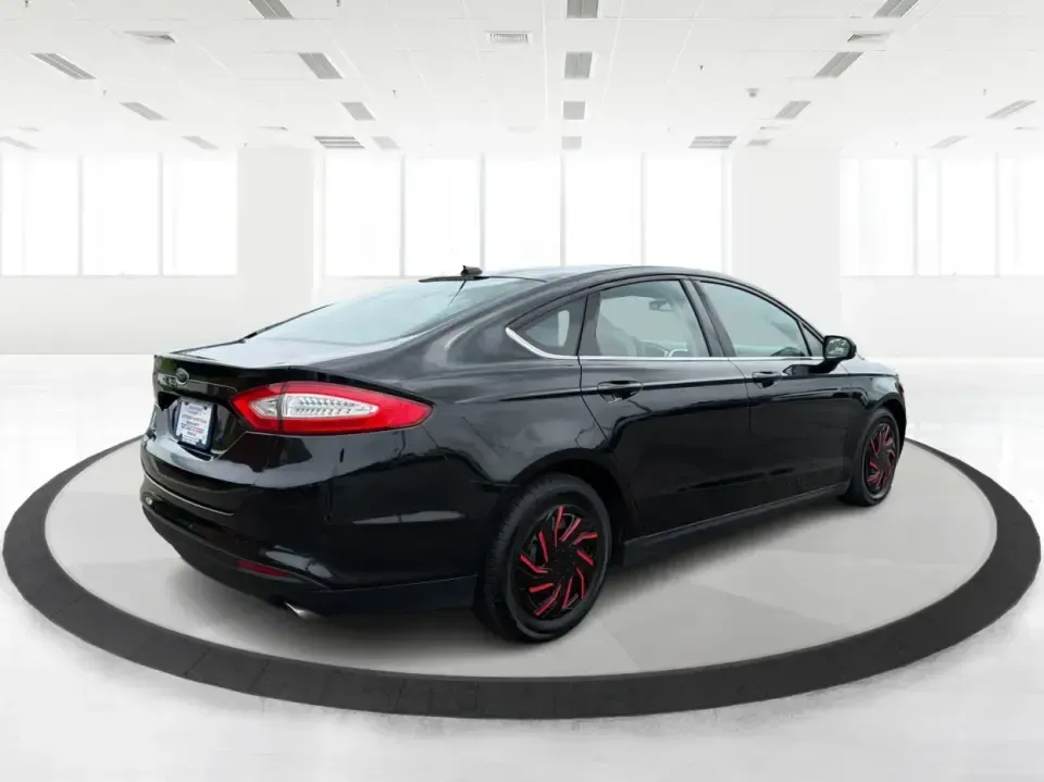 2014 Ford Fusion S (3FA6P0G78ER) with an Duratec 2.5L I-4 DOHC engine, Automatic transmission, located at 8750 N County Rd 25A, Piqua, OH, 45356, (937) 908-9800, 40.164391, -84.232513 - Are you on the hunt for a reliable sedan that fits seamlessly into your everyday life? Look no further than this stunning 2014 Ford Fusion S, available now at Advantage Car and Credit in Fairborn, OH. This vehicle is the perfect choice for budget-conscious buyers or families needing a dependable rid - Photo#2