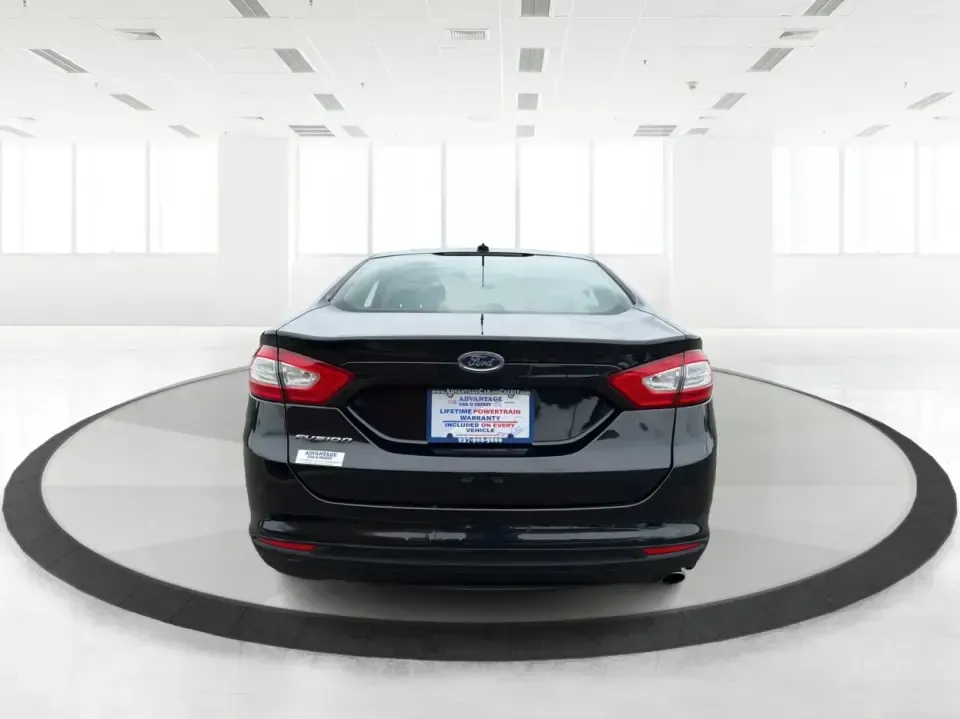 2014 Ford Fusion S (3FA6P0G78ER) with an Duratec 2.5L I-4 DOHC engine, Automatic transmission, located at 8750 N County Rd 25A, Piqua, OH, 45356, (937) 908-9800, 40.164391, -84.232513 - Are you on the hunt for a reliable sedan that fits seamlessly into your everyday life? Look no further than this stunning 2014 Ford Fusion S, available now at Advantage Car and Credit in Fairborn, OH. This vehicle is the perfect choice for budget-conscious buyers or families needing a dependable rid - Photo#3