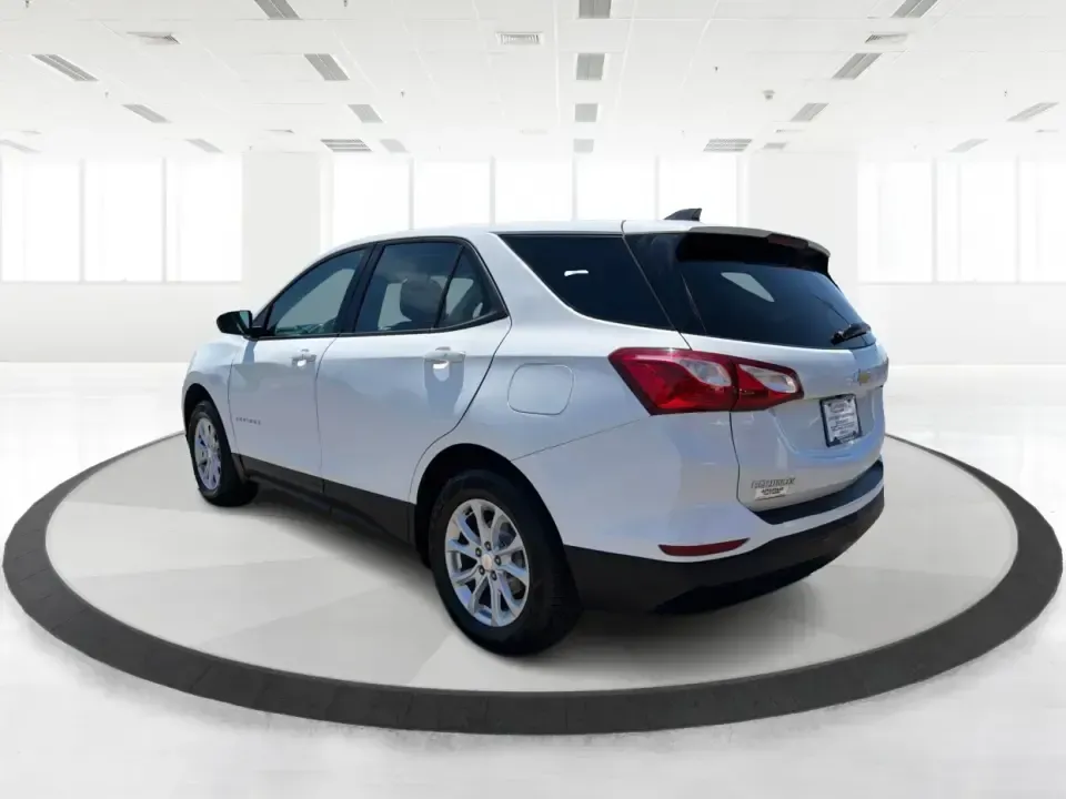 2020 Chevrolet Equinox FWD LS (3GNAXHEVXLS) with an 1.5L I-4 gasoline direct injection engine, 6A transmission, located at 1184 Kauffman Ave, Fairborn, OH, 45324, (937) 908-9800, 39.807072, -84.030914 - Picture your next week: an easy commute to Wright-Patterson AFB, a quick grocery run near Fairfield Commons, and a weekend drive out to John Bryan State Park-without needing a huge SUV or a complicated ownership experience. This 2020 Chevrolet Equinox FWD LS in Summit White is a practical, everyday- - Photo#4
