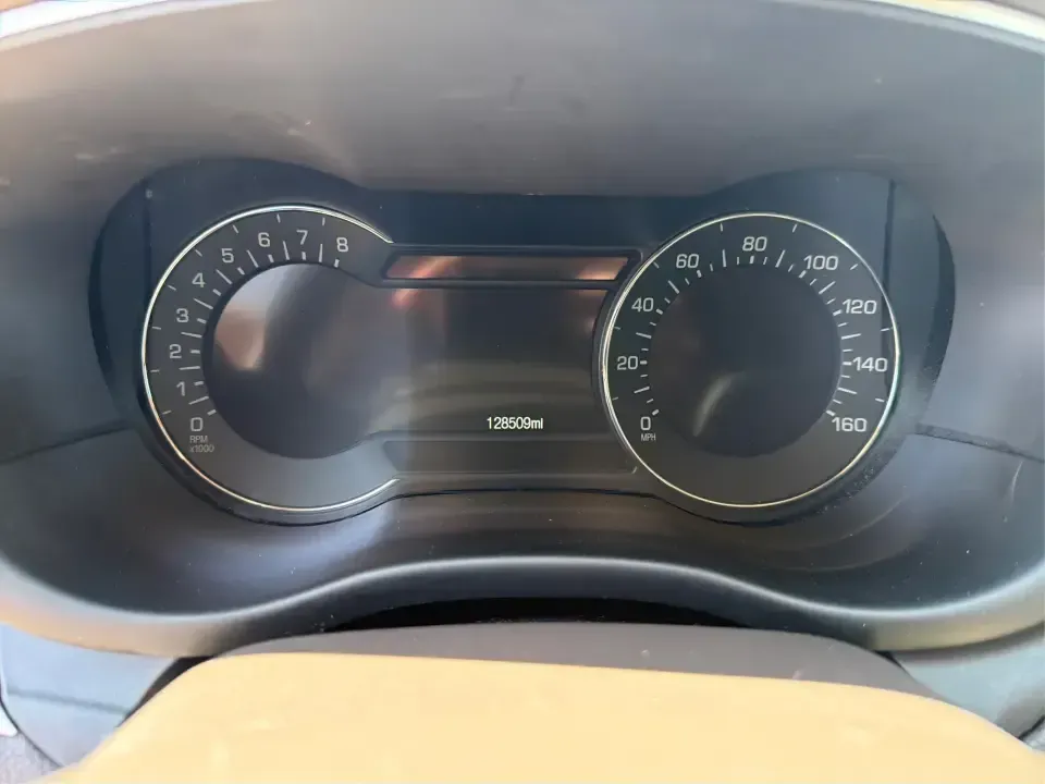 2015 Lincoln MKC Base (5LMTJ2AH4FU) with an 2.3L L4 DOHC 16V engine, 6-Speed Automatic transmission, located at 1230 East Main St, Xenia, OH, 45385, (937) 908-9800, 39.688026, -83.910172 - Picture your next Ohio weekend: coffee in hand, rolling out of New Carlisle toward Dayton or Springfield with the comfort of a premium SUV, the confidence of all-wheel traction, and enough tech to make every mile feel effortless. This 2015 Lincoln MKC Base is an ideal fit for commuters who want a qu - Photo#14