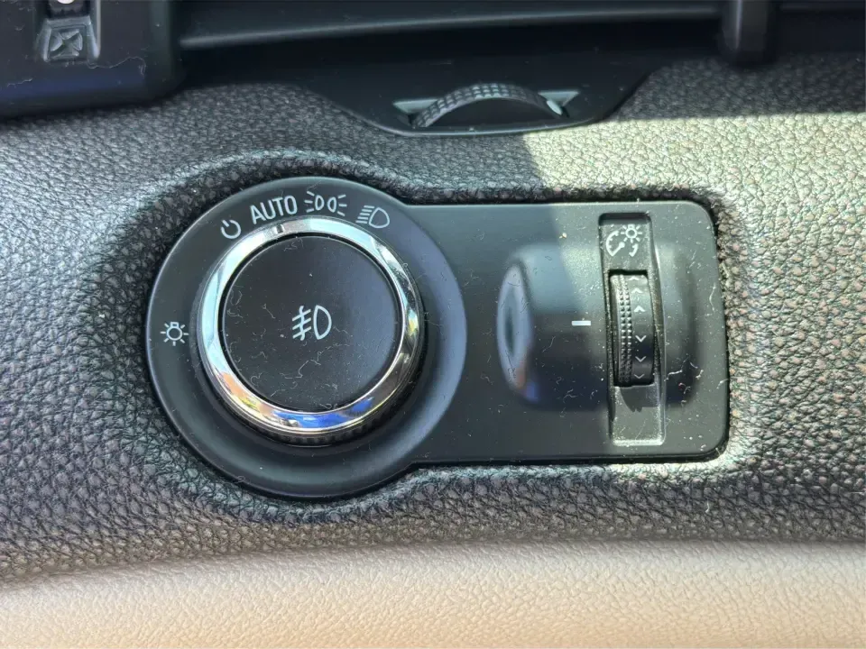 2014 Chevrolet Malibu 1LZ (1G11H5SL5EF) with an ECOTEC 2.5L I-4 gasoline direct injection engine, 6-Speed Automatic transmission, located at 401 Woodman Dr, Riverside, OH, 45431, (937) 908-9800, 39.760899, -84.123421 - Need a dependable commuter that still feels comfortable for weekend plans, errands, and date-night drives? This 2014 Chevrolet Malibu 1LZ in Atlantis Blue Metallic is a smart pick for life around New Carlisle-whether you're cruising I70 to Dayton, running quick trips down S DaytonLakeview Rd, or hea - Photo#16
