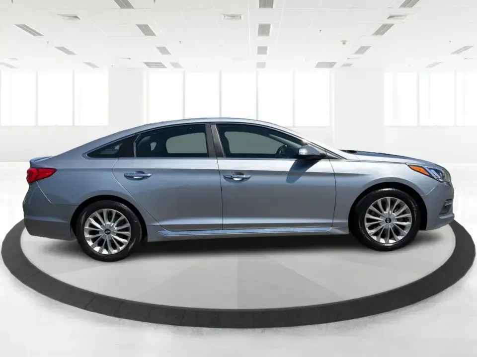 2015 Hyundai Sonata Limited (5NPE34AF9FH) with an 2.4L I-4 gasoline direct injection engine, 6-Speed Automatic transmission, located at 1184 Kauffman Ave, Fairborn, OH, 45324, (937) 908-9800, 39.807072, -84.030914 - Need a comfortable, tech-savvy sedan that makes the daily commute to Wright-Patterson AFB, a quick run down I-675, or a weekend drive to Yellow Springs feel like an upgrade-without stepping into a brand-new payment? This 2015 Hyundai Sonata Limited is built for real life in Fairborn: smooth on long - Photo#1