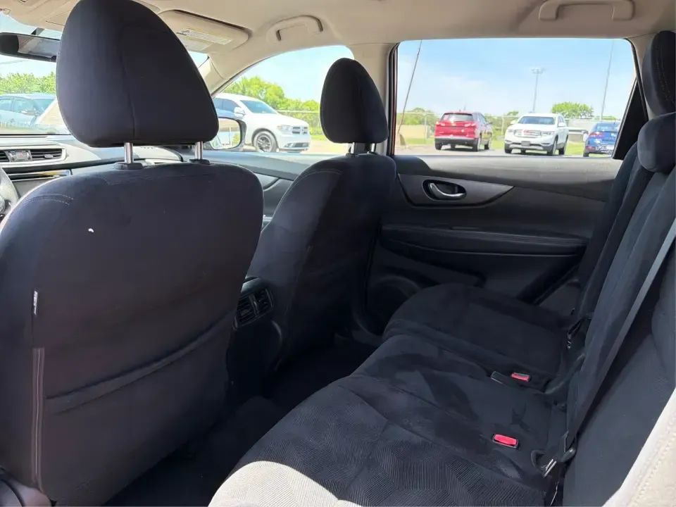 2016 Nissan Rogue S (JN8AT2MVXGW) with an 2.5L I-4 DOHC engine, CVT transmission, located at 1099 N County Rd 25A, Troy, OH, 45373, (937) 908-9800, 40.057079, -84.212883 - Picture your next Ohio weekend: loading up groceries for the week, packing sports gear for the kids, or heading out for a day trip to Dayton or the Miami Valley-without feeling cramped or stressed. This Cayenne Red 2016 Nissan Rogue S is the kind of compact SUV that fits real-life routines: comforta - Photo#10