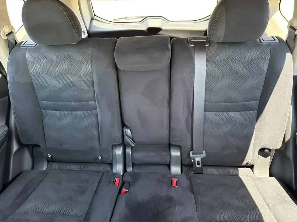 2016 Nissan Rogue S (JN8AT2MVXGW) with an 2.5L I-4 DOHC engine, CVT transmission, located at 1099 N County Rd 25A, Troy, OH, 45373, (937) 908-9800, 40.057079, -84.212883 - Picture your next Ohio weekend: loading up groceries for the week, packing sports gear for the kids, or heading out for a day trip to Dayton or the Miami Valley-without feeling cramped or stressed. This Cayenne Red 2016 Nissan Rogue S is the kind of compact SUV that fits real-life routines: comforta - Photo#14