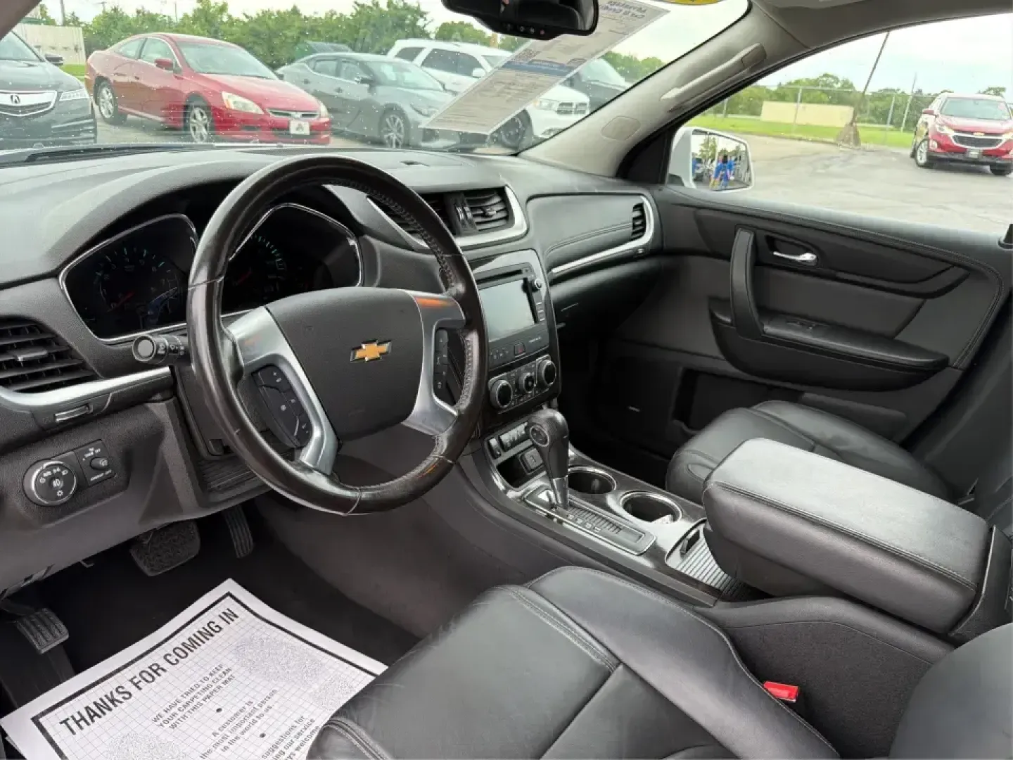 2017 Chevrolet Traverse 2LT (1GNKVHKD5HJ) with an 3.6L V-6 gasoline direct injection engine, 6A transmission, located at 1951 S Dayton Lakeview Rd., New Carlisle, OH, 45344, (937) 908-9800, 39.890999, -84.050255 - Big weekend plans, a growing family, or a daily commute that demands space and comfort? This 2017 Chevrolet Traverse 2LT is the kind of SUV that fits real life in Riverside-ready for school drop-offs, Costco runs, and road trips out toward Hocking Hills with room for friends, gear, and everyone's sn - Photo#9