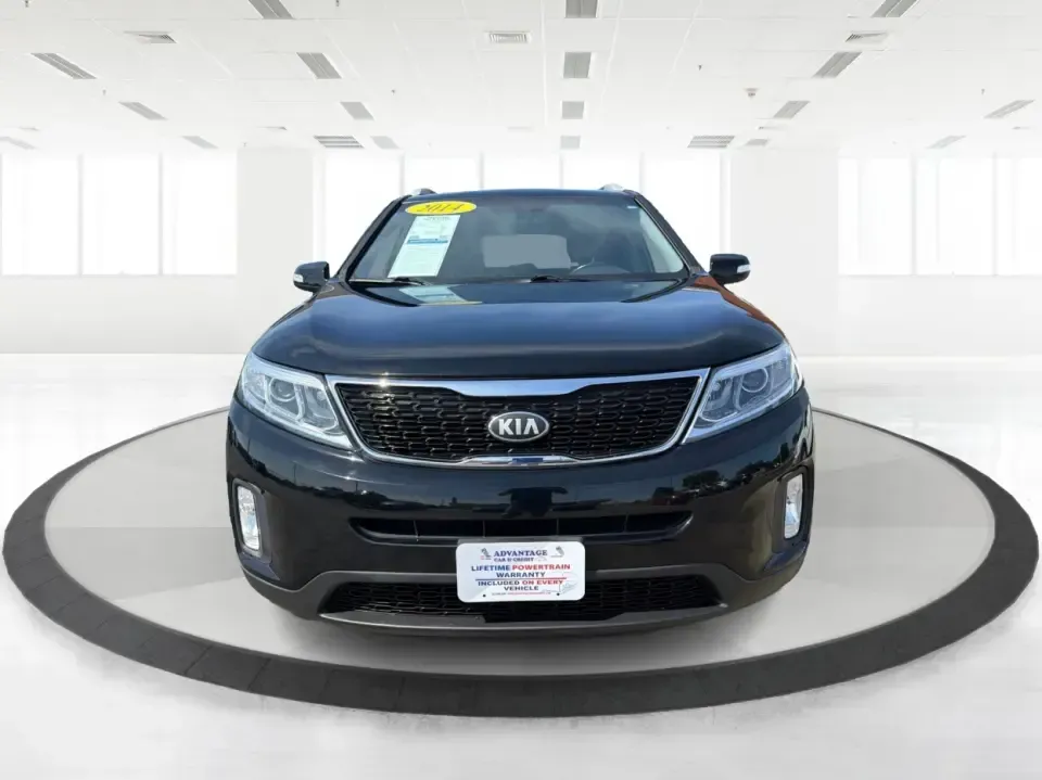 2014 Kia Sorento LX (5XYKT3A68EG) with an 2.4L I-4 gasoline direct injection engine, 6-Speed Automatic transmission, located at 1099 N County Rd 25A, Troy, OH, 45373, (937) 908-9800, 40.057079, -84.212883 - Need an SUV that fits real life in Troy-school drop-offs, a long commute down I-75, and weekend runs to Charleston Falls Preserve or a day around Downtown Troy? This 2014 Kia Sorento LX in Ebony Black is a practical, road-trip-ready SUV that balances everyday comfort with the kind of space and versa - Photo#7