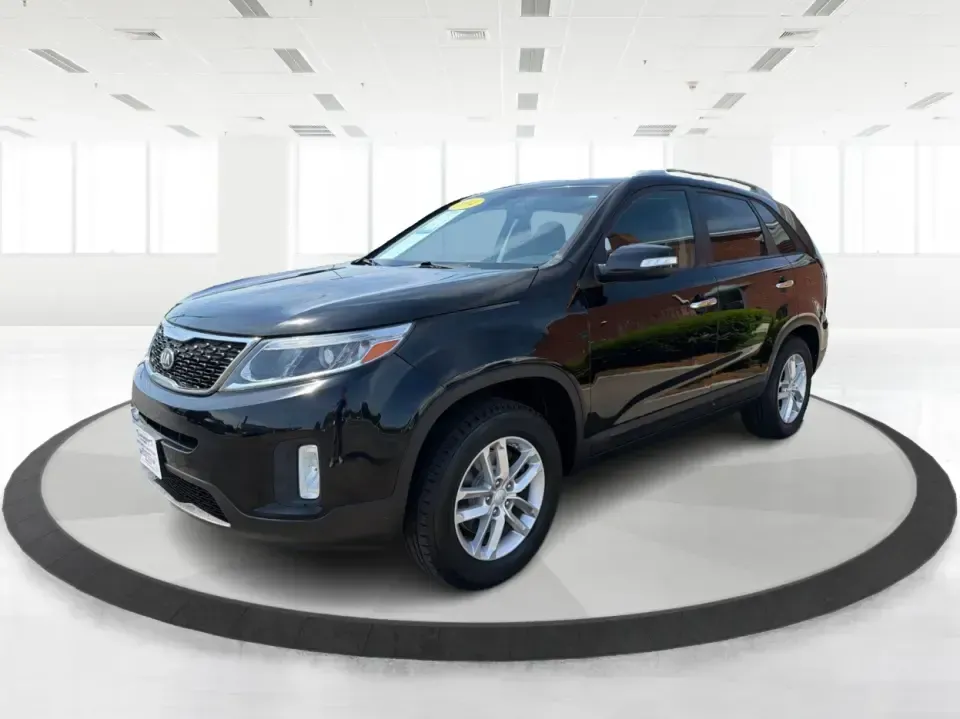 2014 Kia Sorento LX (5XYKT3A68EG) with an 2.4L I-4 gasoline direct injection engine, 6-Speed Automatic transmission, located at 1099 N County Rd 25A, Troy, OH, 45373, (937) 908-9800, 40.057079, -84.212883 - Need an SUV that fits real life in Troy-school drop-offs, a long commute down I-75, and weekend runs to Charleston Falls Preserve or a day around Downtown Troy? This 2014 Kia Sorento LX in Ebony Black is a practical, road-trip-ready SUV that balances everyday comfort with the kind of space and versa - Photo#8