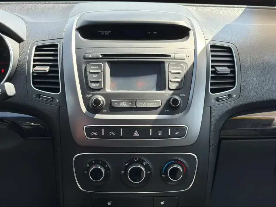 2014 Kia Sorento LX (5XYKT3A68EG) with an 2.4L I-4 gasoline direct injection engine, 6-Speed Automatic transmission, located at 1099 N County Rd 25A, Troy, OH, 45373, (937) 908-9800, 40.057079, -84.212883 - Need an SUV that fits real life in Troy-school drop-offs, a long commute down I-75, and weekend runs to Charleston Falls Preserve or a day around Downtown Troy? This 2014 Kia Sorento LX in Ebony Black is a practical, road-trip-ready SUV that balances everyday comfort with the kind of space and versa - Photo#13