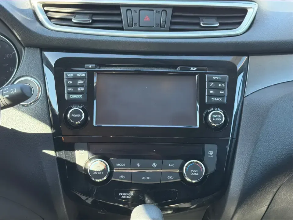 2015 Nissan Rogue SV (5N1AT2MVXFC) with an 2.5L I-4 DOHC engine, Continuously Variable Transmission transmission, located at 4508 South Dixie Dr, Moraine, OH, 45439, (937) 908-9800, 39.689976, -84.218452 - Whether you're juggling school drop-offs, commuting down I-75, or planning a weekend escape to Cox Arboretum or the RiverScape MetroPark, this 2015 Nissan Rogue SV is the kind of compact SUV that fits real life in Moraine. With available all-weather capability, flexible seating, and everyday comfort - Photo#13