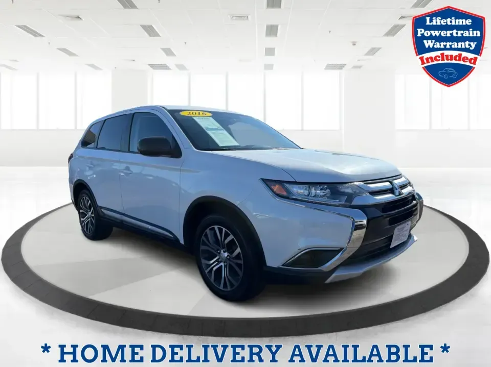 2016 Mitsubishi Outlander's photo