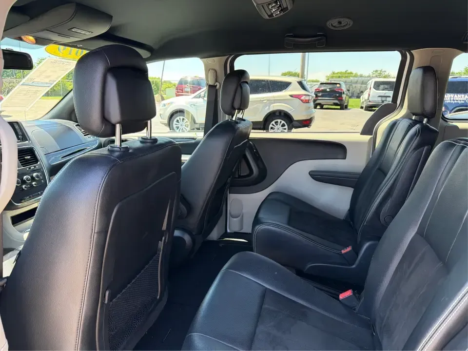 2019 Dodge Grand Caravan SXT (2C4RDGCG7KR) with an Pentastar 3.6L V-6 DOHC engine, 6A transmission, located at 401 Woodman Dr, Riverside, OH, 45431, (937) 908-9800, 39.760899, -84.123421 - Road trips to Hocking Hills, the daily school drop-off line, weekend soccer tournaments, or a long commute down I675-when life is busy, you need a van that keeps up without feeling like a compromise. This 2019 Dodge Grand Caravan SXT in White Knuckle Clearcoat is built for real-world family schedule - Photo#10