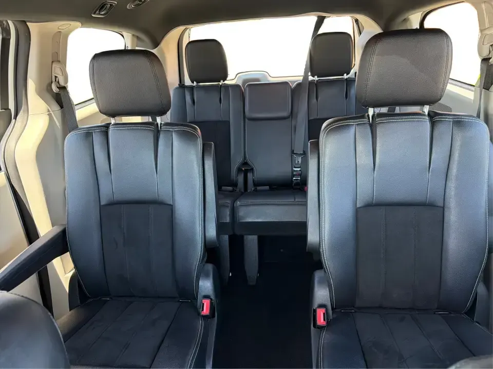 2019 Dodge Grand Caravan SXT (2C4RDGCG7KR) with an Pentastar 3.6L V-6 DOHC engine, 6A transmission, located at 401 Woodman Dr, Riverside, OH, 45431, (937) 908-9800, 39.760899, -84.123421 - Road trips to Hocking Hills, the daily school drop-off line, weekend soccer tournaments, or a long commute down I675-when life is busy, you need a van that keeps up without feeling like a compromise. This 2019 Dodge Grand Caravan SXT in White Knuckle Clearcoat is built for real-world family schedule - Photo#14