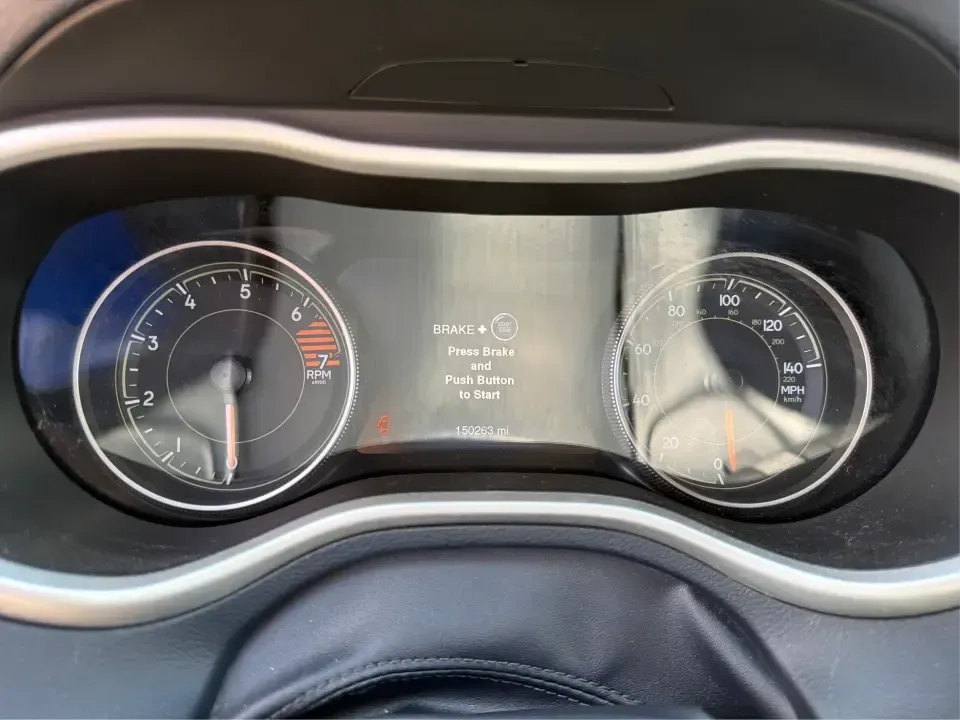 2016 Jeep Cherokee Limited 4WD (1C4PJMDB9GW) with an 2.4L L4 DOHC 16V engine, 9A transmission, located at 1099 N County Rd 25A, Troy, OH, 45373, (937) 908-9800, 40.057079, -84.212883 - Picture your next weekend: loading up the family for a quick trip to Charleston Falls Preserve, cruising out toward Taylorsville MetroPark, or taking the scenic backroads around Troy with confident four-wheel-drive capability and premium comfort. This 2016 Jeep Cherokee Limited 4WD in standout True- Photo#15